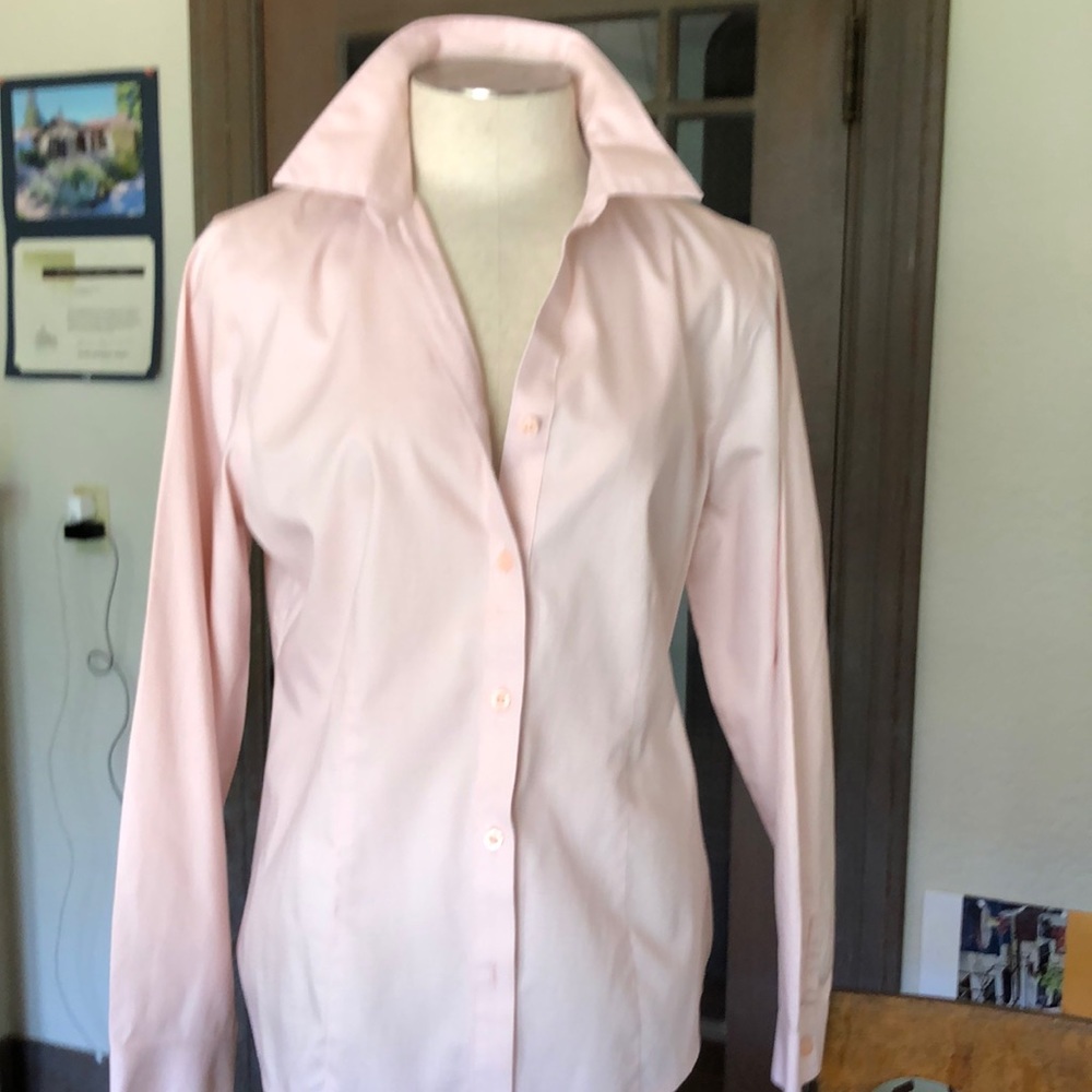 Chicos size 1 pink no iron shirt